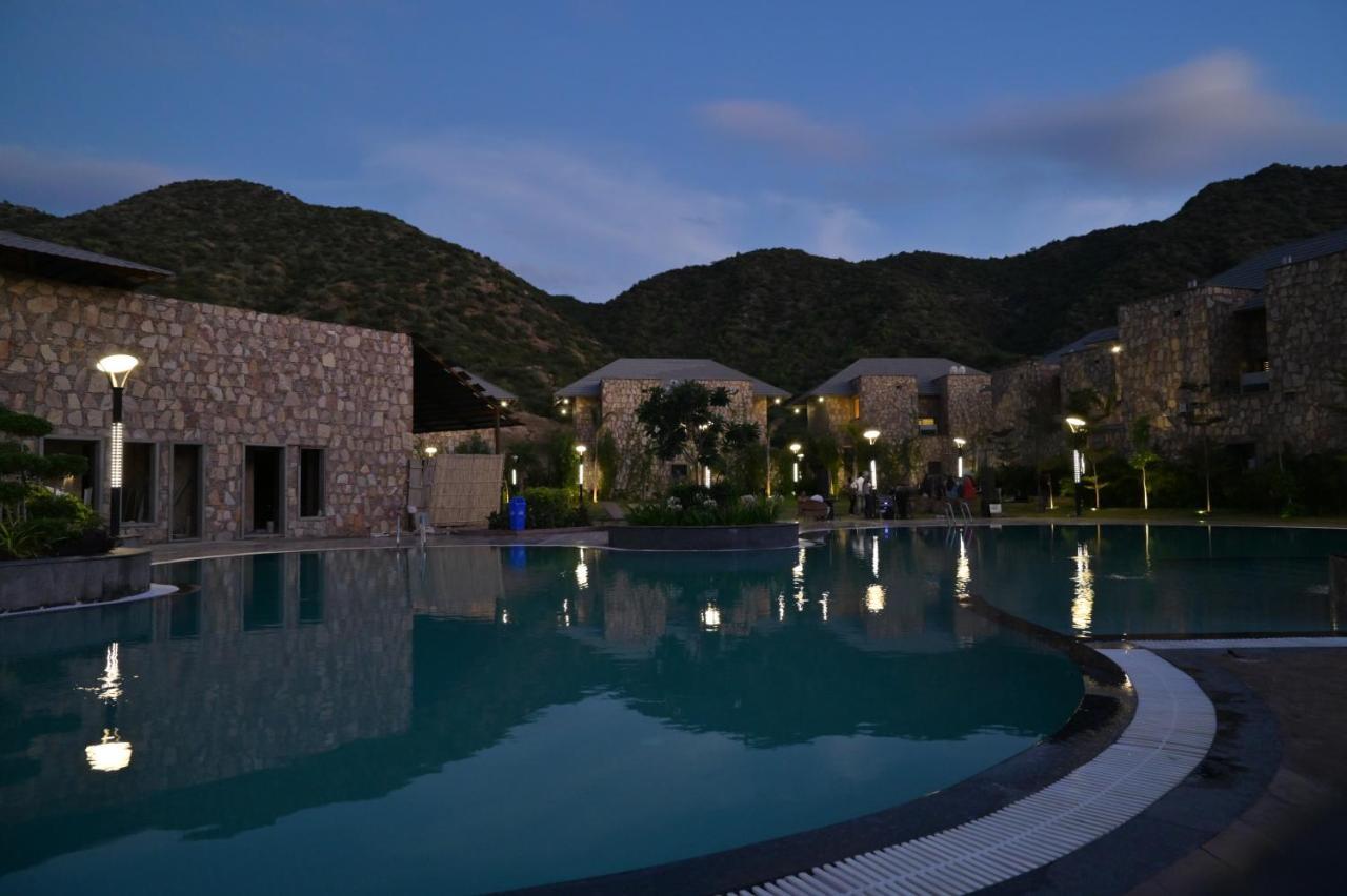 Pushkara Resort And Spa Kültér fotó
