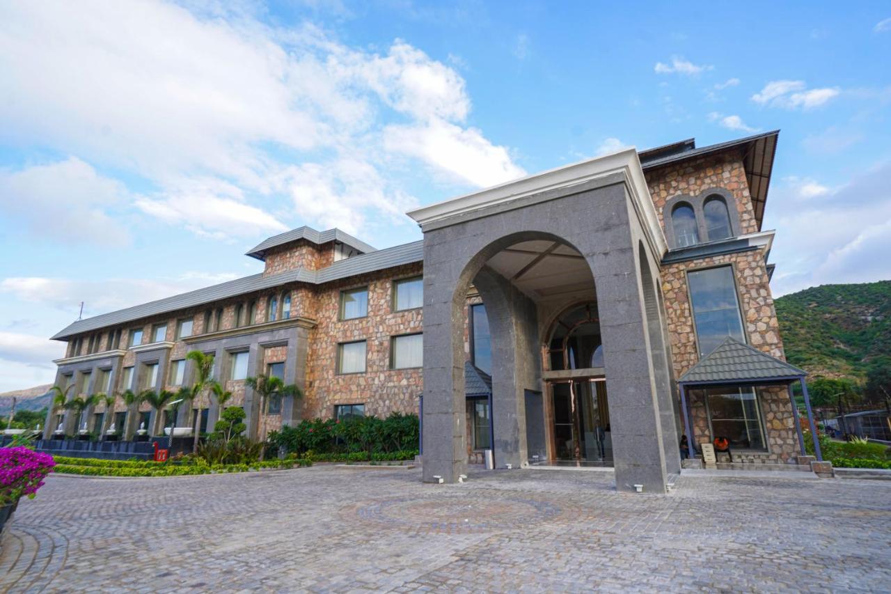 Pushkara Resort And Spa Kültér fotó