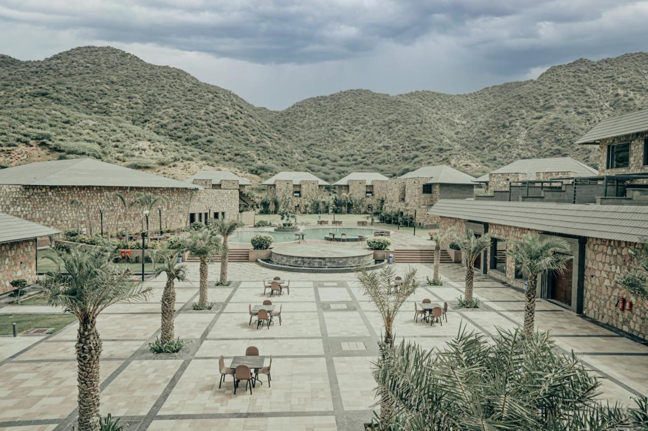 Pushkara Resort And Spa Kültér fotó